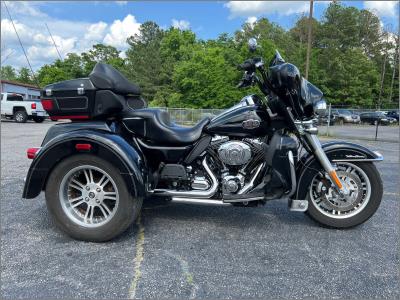 2010 Harley-Davidson Trike FLHTCUTG