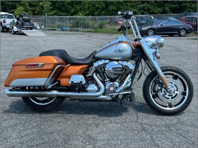 2014 Harley-Davidson Road King FLHR