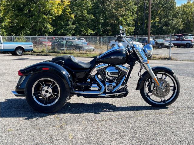 2015 Harley-Davidson Trike FLRT