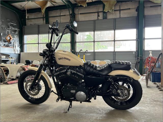 2014 Harley-Davidson Sportster Iron 883 XL883N